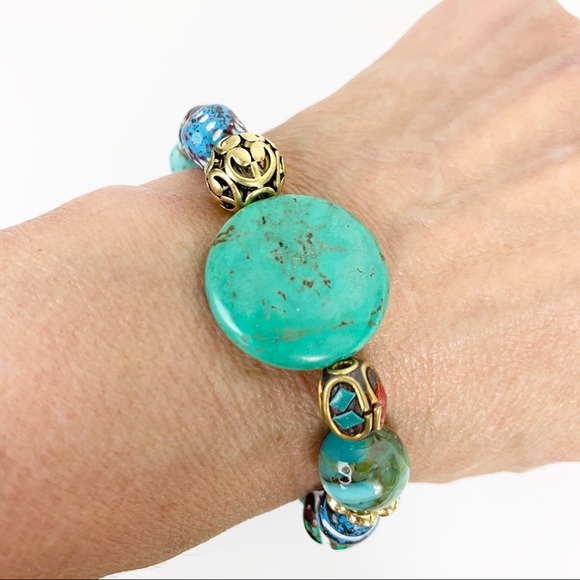 Turquoise Clay Howlite Bead Stretch Bracelet - Picture 3 of 3